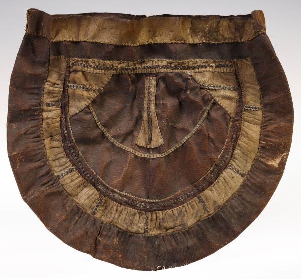 AN INTERESTING ATHABASCAN POUCH