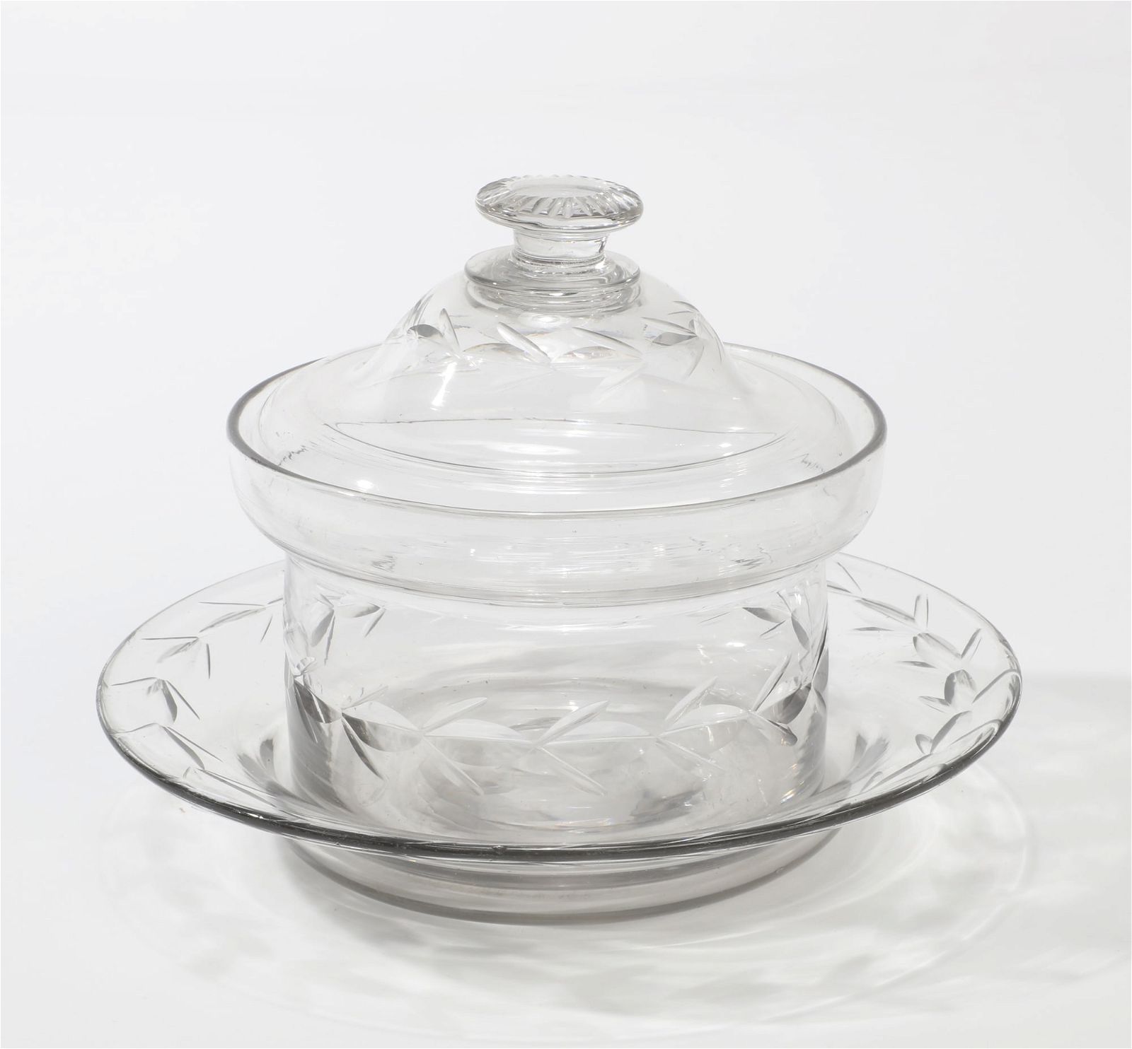 AN IRISH CUT GLASS COVERED BOWL