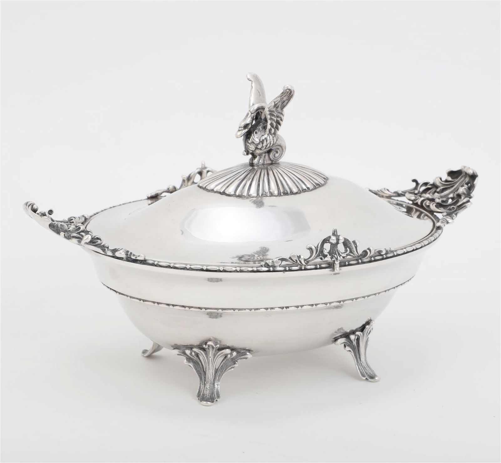 AN ITALIAN 800 STANDARD SILVER