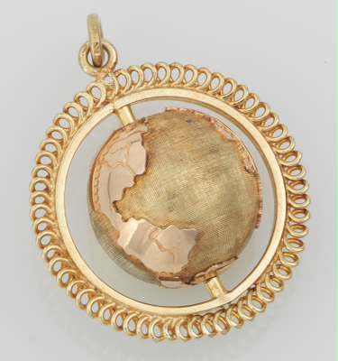 An Italian Gold Globe Pendant 14k