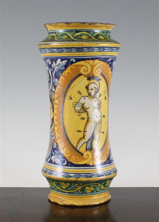 An Italian maiolica waisted