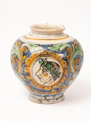 An Italian polychrome maiolica