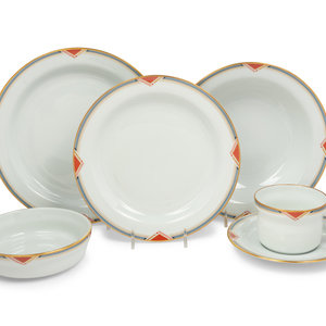 An Italian Porcelain Dinner Service