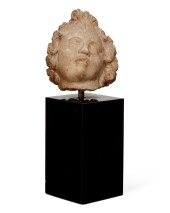 AN ITALIAN RENAISSANCE CARVED