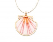 AN IVANA CELLA SHELL PENDANTIv
