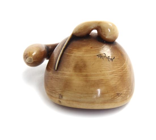 An Ivory Gourd Form Netuske of