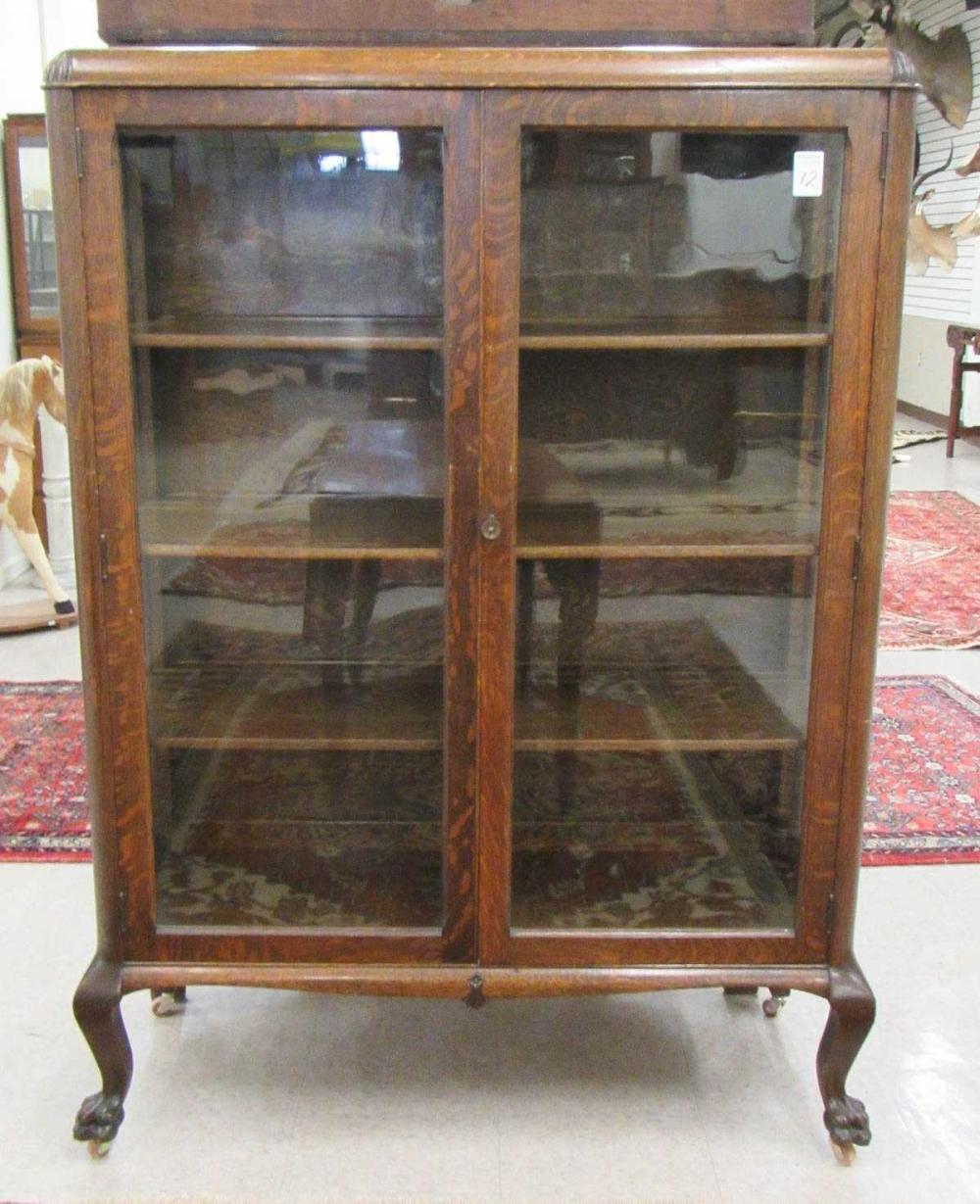 AN OAK BOOKCASE/CHINA CABINET,