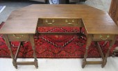 AN OAK RENT DESK Habersham Pla