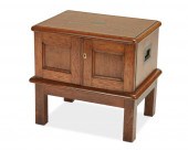 AN OAK SECRETARY BOXAn oak sec