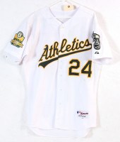 AN OAKLAND ATHLETICS JERSEY BE