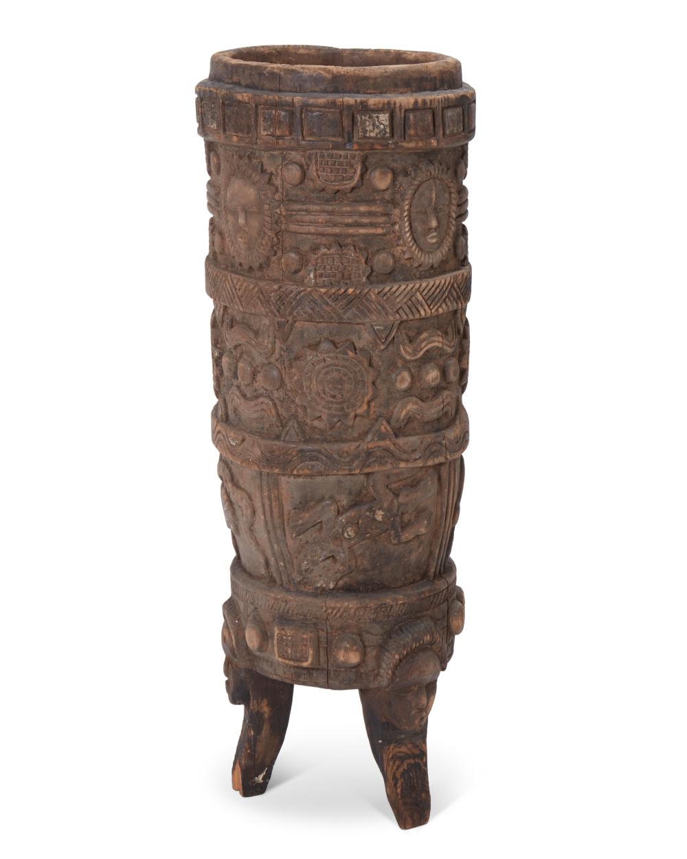 AN OCEANIC CARVED WOOD VESSELAn