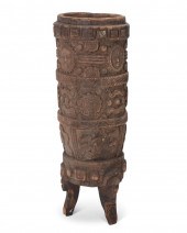 AN OCEANIC CARVED WOOD VESSELA