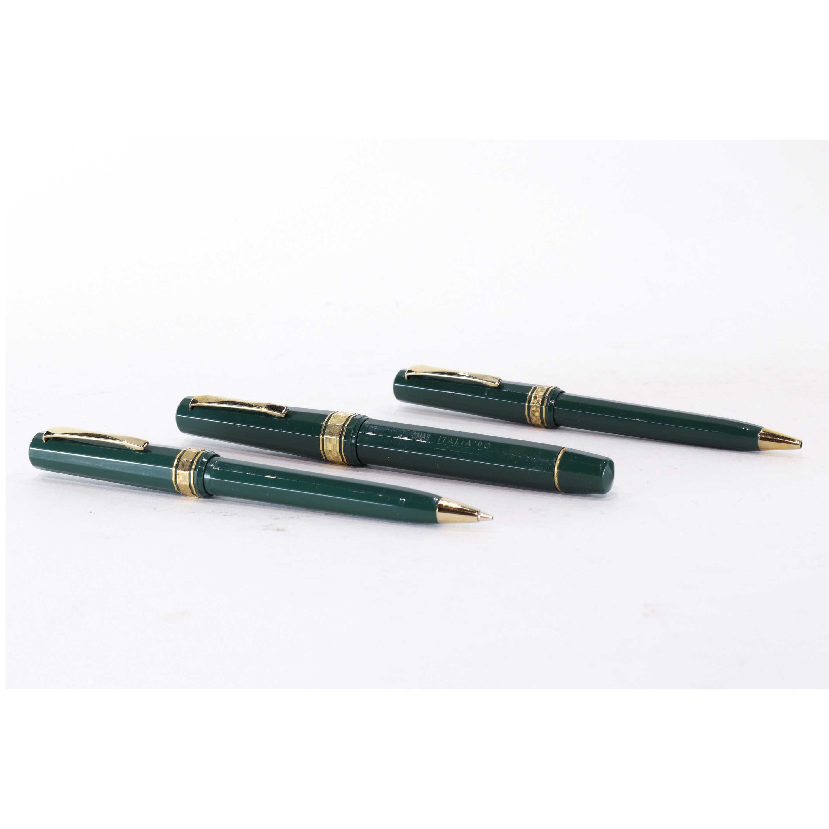 AN OMAS ITALIA 90 PEN SET An Omas
