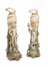 AN OPPOSING PAIR OF AMPHORA SH