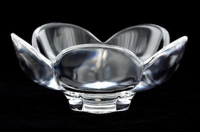 An Orrefors Blossom Crystal Vase Of
