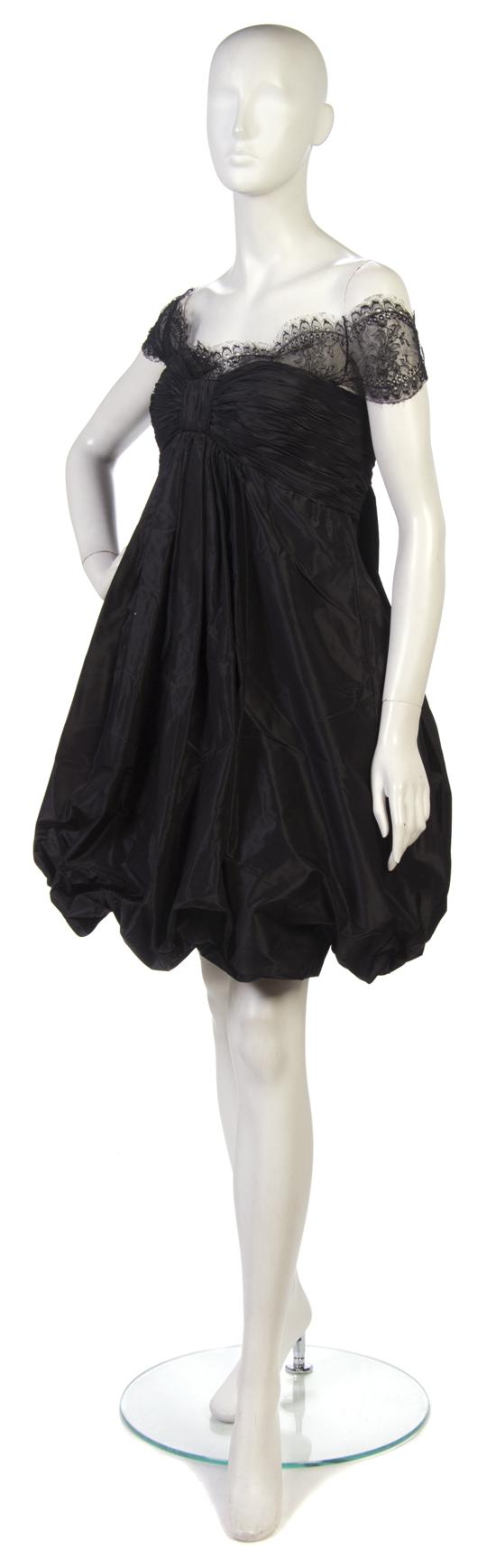 An Oscar De La Renta Black