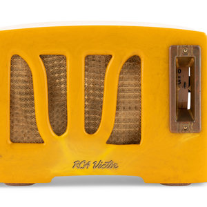 An RCA RC350 Radio 1938 having a