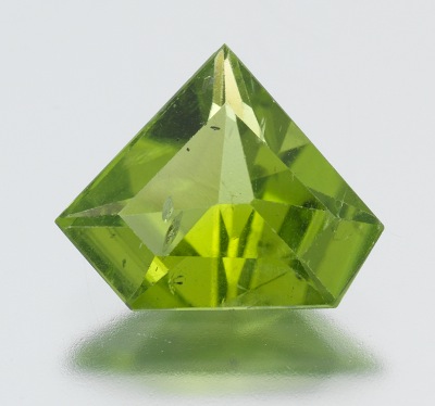 An Unmounted 4.63 Carat Peridot