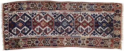 Anatolian Kilim, repeating serrated