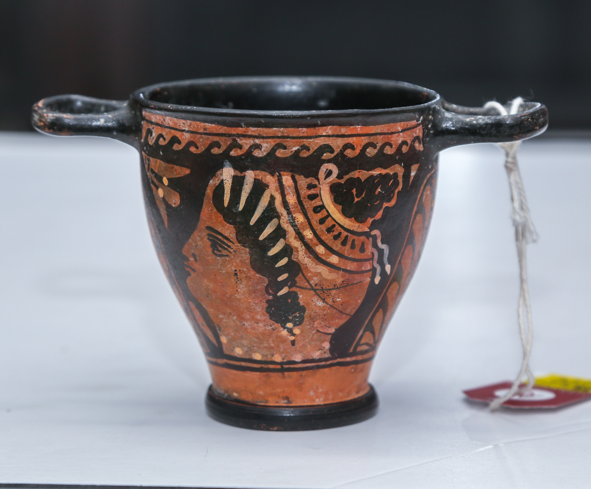 ANCIENT GREEK PAINTED SKYPHOS