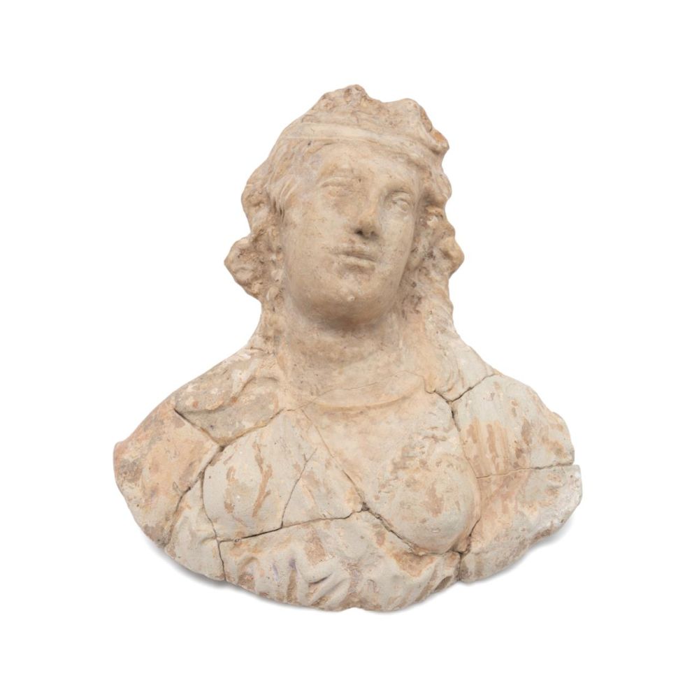 ANCIENT GREEK TERRACOTTA TENAGRA OF
