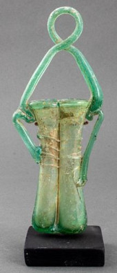 ANCIENT ROMAN GLASS HANDLED DO