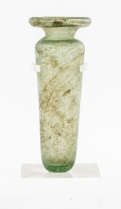 ANCIENT ROMAN GREEN GLASS UNGU