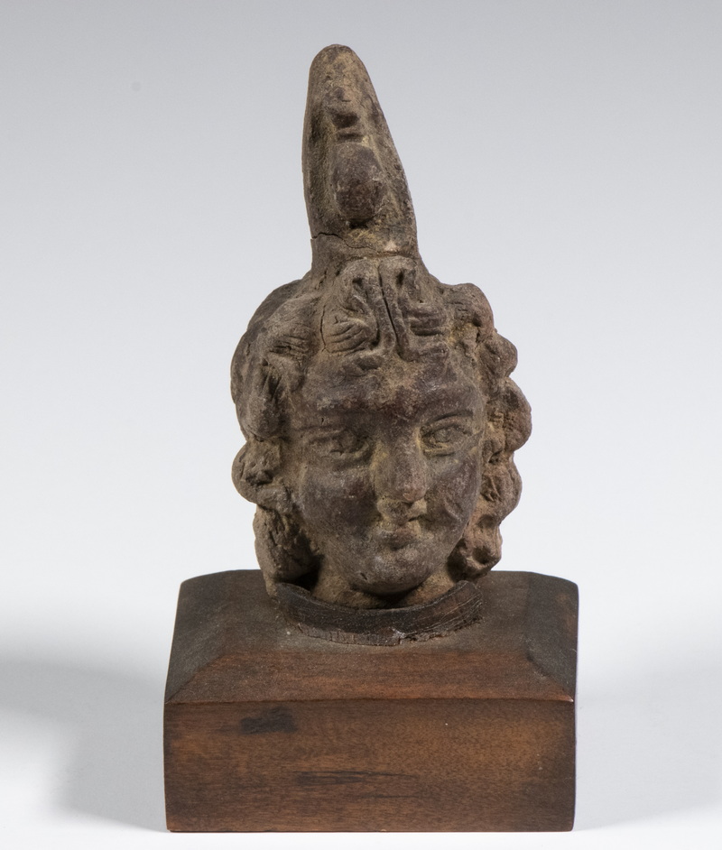 ANCIENT ROMAN TERRACOTTA HEAD Roman
