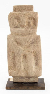 ANCIENT VALDIVIAN CARVED STONE