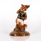 ANDREW HULL POTTERY FIGURINE,