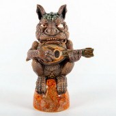 ANDREW HULL POTTERY FIGURINE,