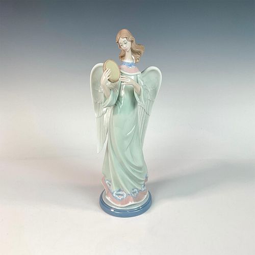 ANGEL WITH TAMBOURINE 1005950 -