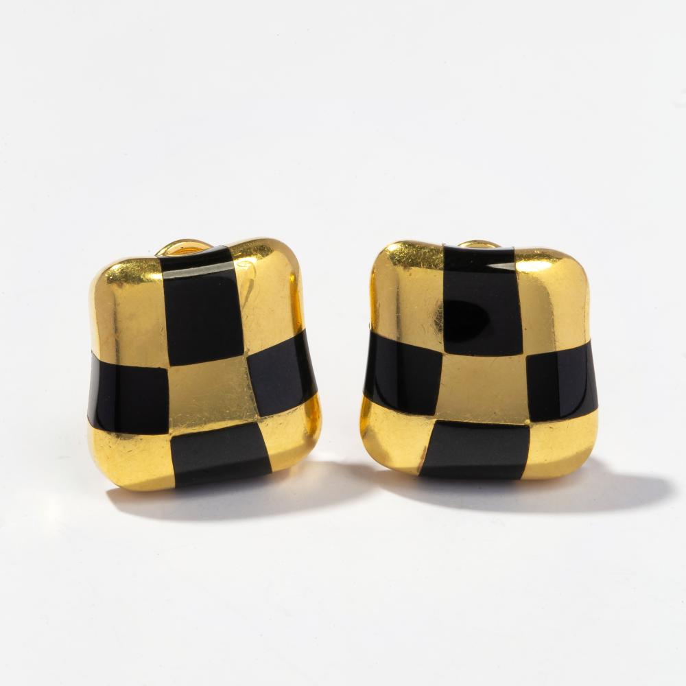 ANGELA CUMMINGS 18 KARAT YELLOW