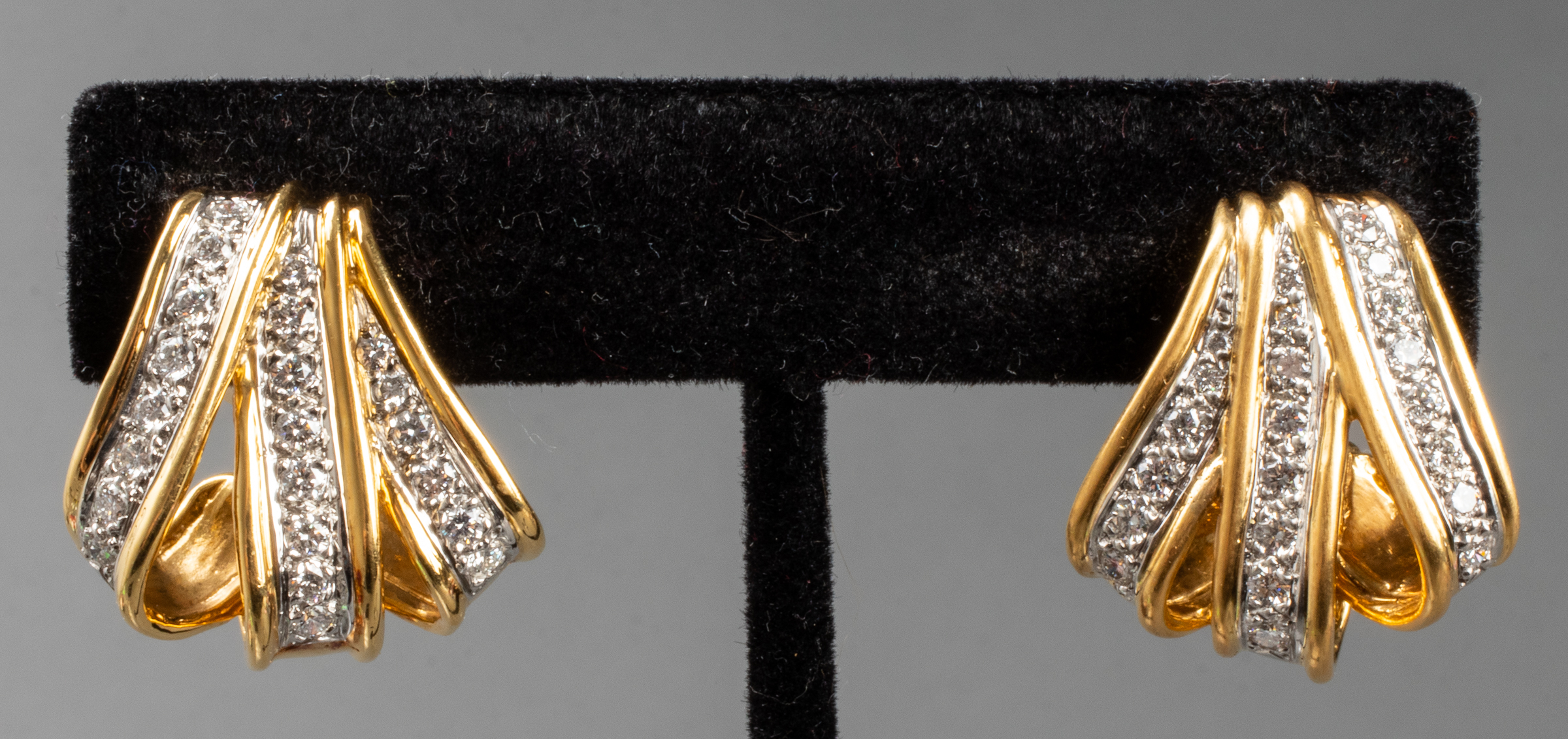ANGELA CUMMINGS 18K, PLATINUM &