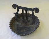 Anglo-American Cast-Iron Lyrif