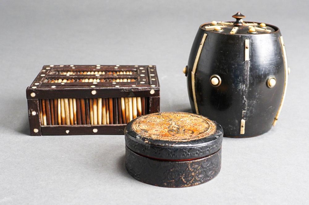 ANGLO-INDIAN QUILLWORK SLIDING BOX,