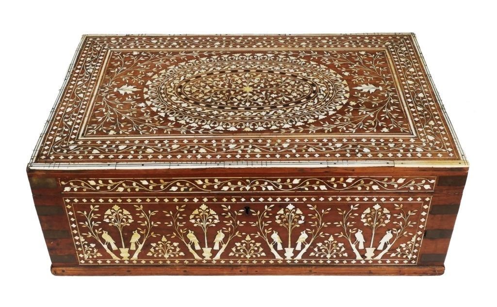 ANGLO-INDIAN ROSEWOOD AND IVORY