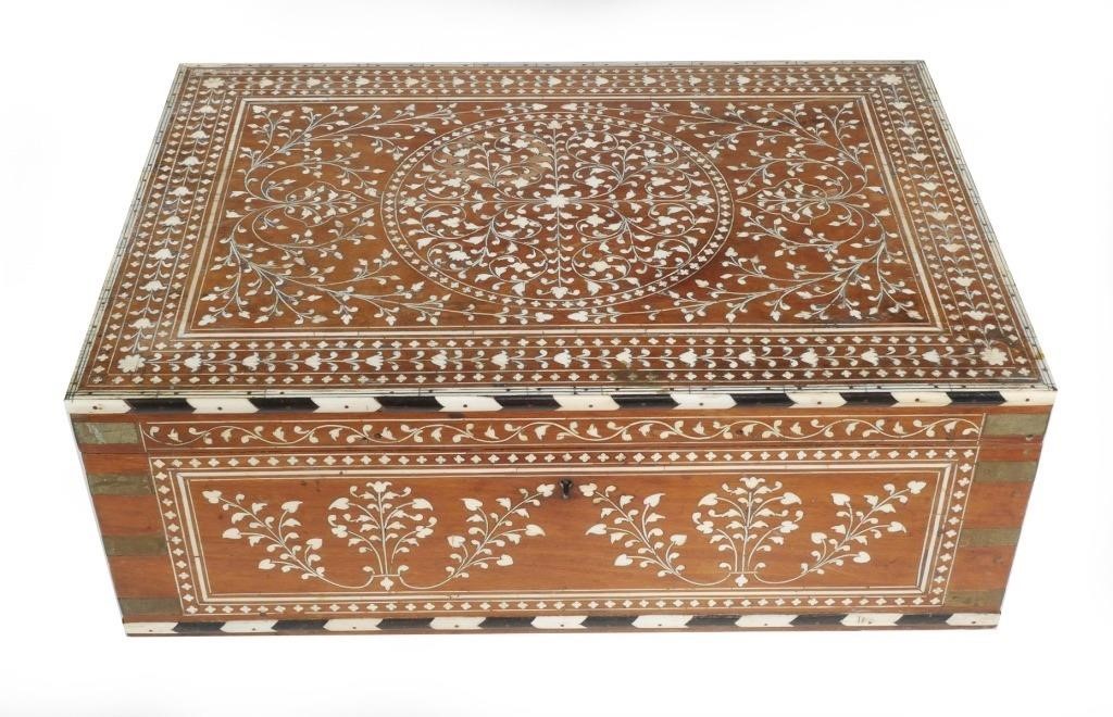 ANGLO-INDIAN ROSEWOOD AND IVORY