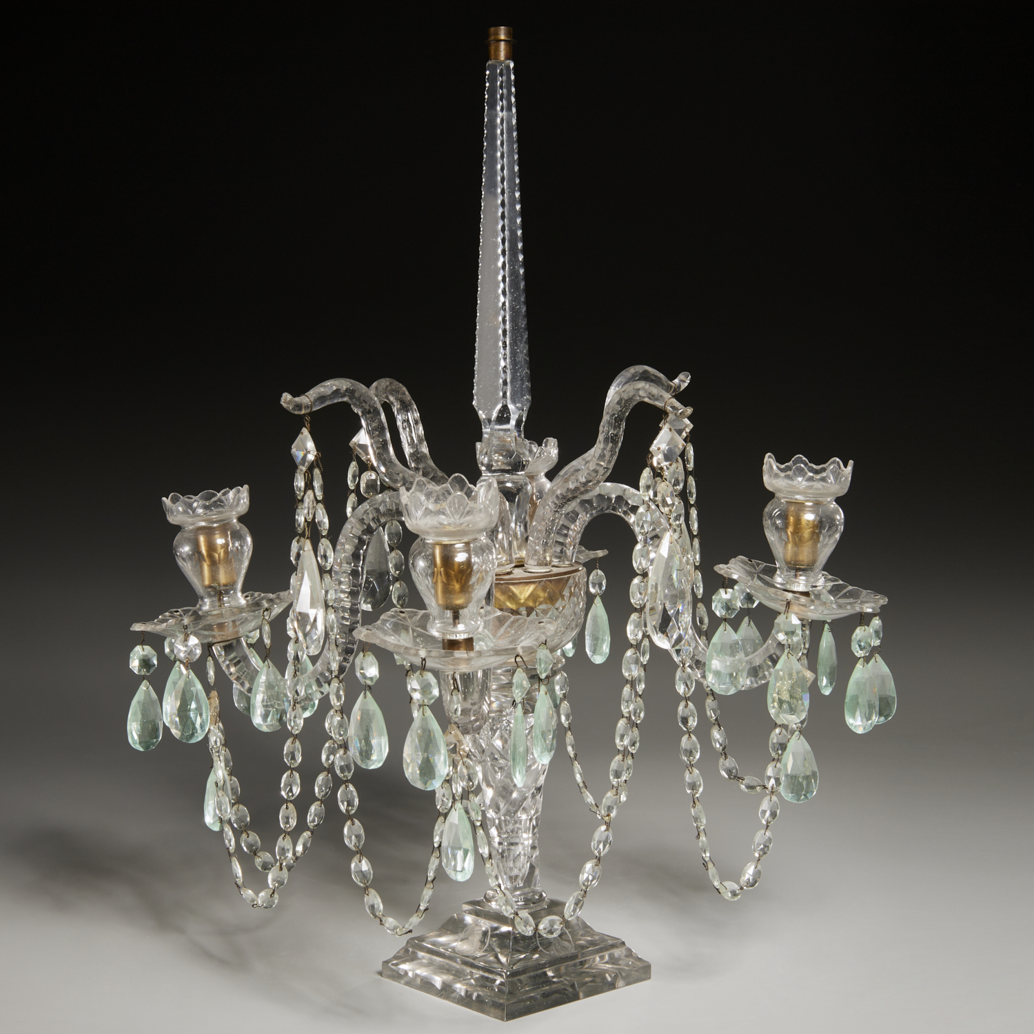 ANGLO-IRISH STYLE 5-ARM CRYSTAL