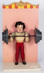 ANIMATED WEIGHT LIFTER STORE D