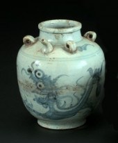 Annamese Blue and Pale Gray Po