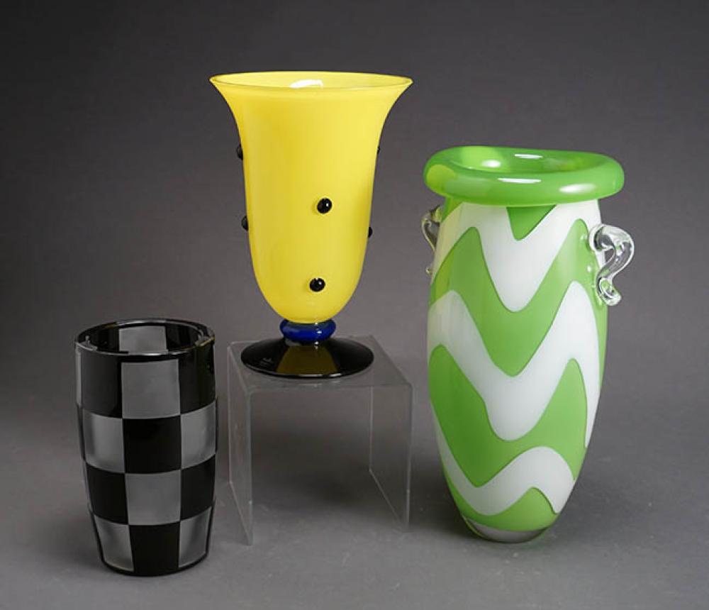 ANNE NILSSON ART GLASS VASE, A