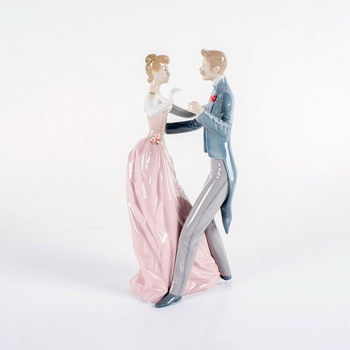 ANNIVERSARY WALTZ 1001372 -
