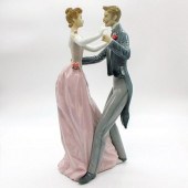 ANNIVERSARY WALTZ 1001372 - LL