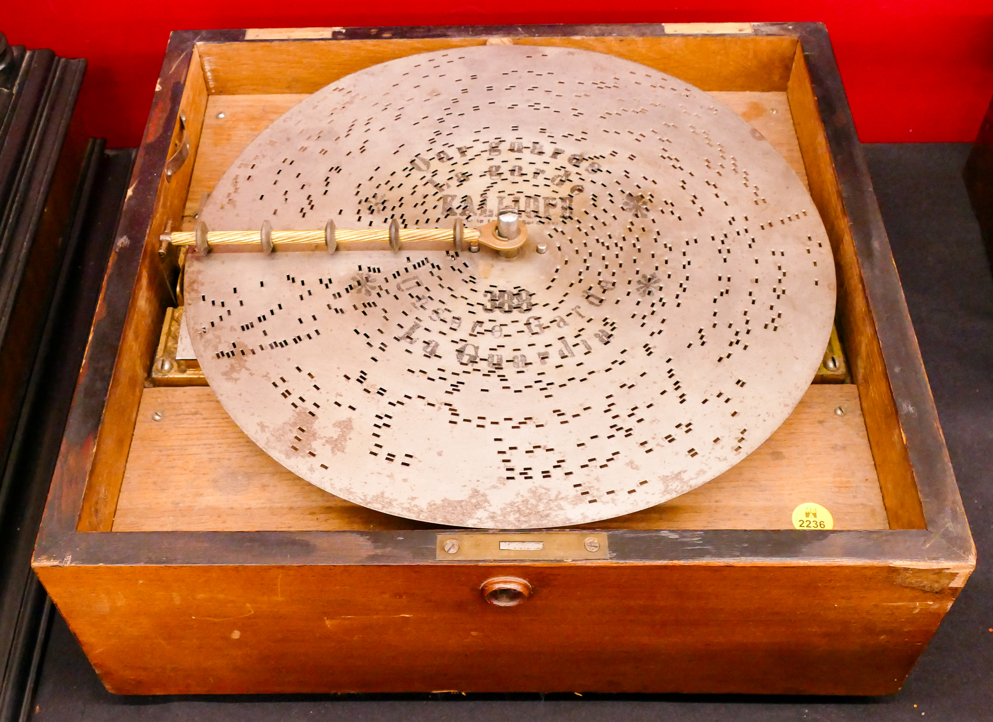 Antique 13'' Disc Music Box with