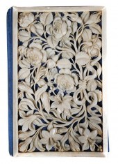 ANTIQUE 19C CARVED IVORY AIDE