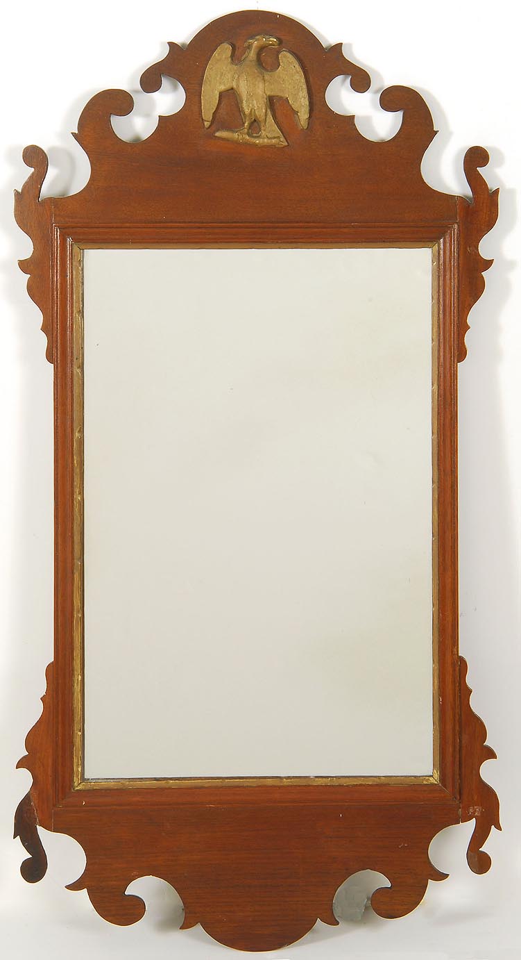ANTIQUE AMERICAN CHIPPENDALE