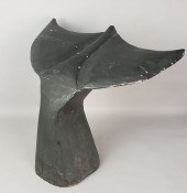 ANTIQUE AMERICAN FOLK ART CARV
