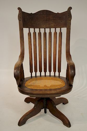 ANTIQUE AMERICAN OAK SWIVEL