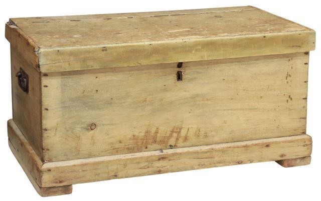 ANTIQUE AMERICAN PINE STORAGE